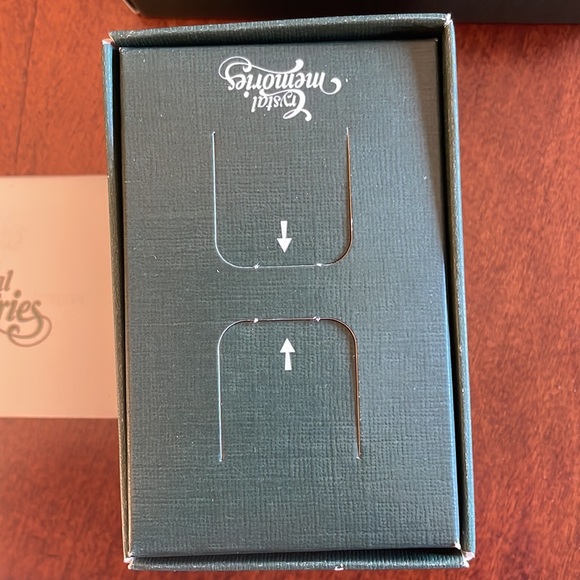 Swarovski Crystal Memories Spinning Wheel - Picture 6 of 10